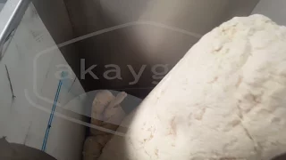 بثق العلكة وتبريدها